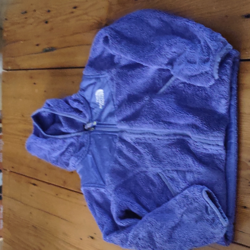 - The North face size xs s hooded soft fleece coat